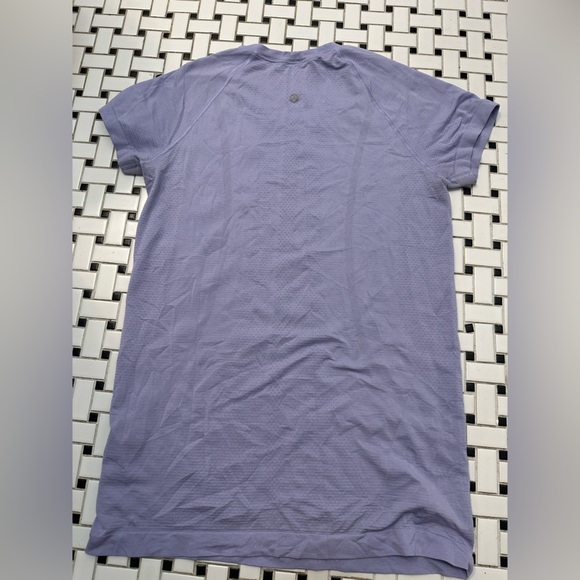 lululemon athletica Lavender Short Sleeve Tee - Picture 2 of 4